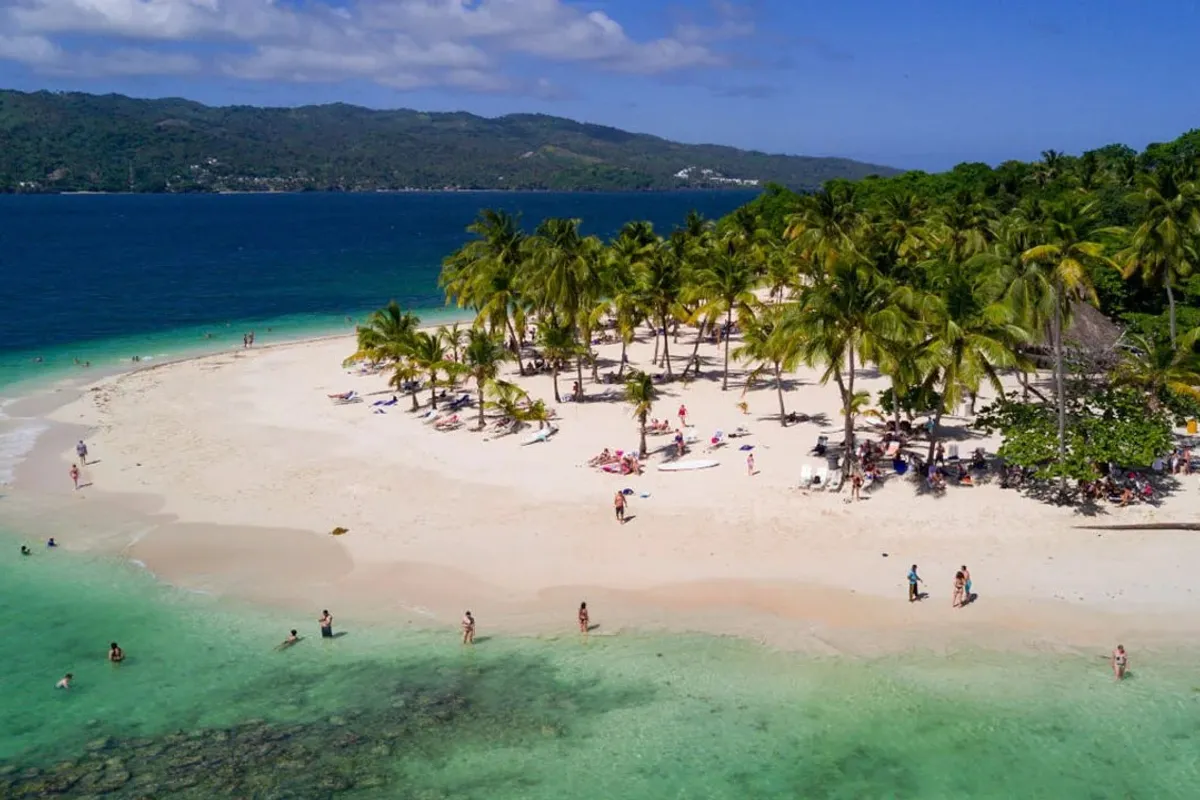 Cayo Levantado from Santo Domingo