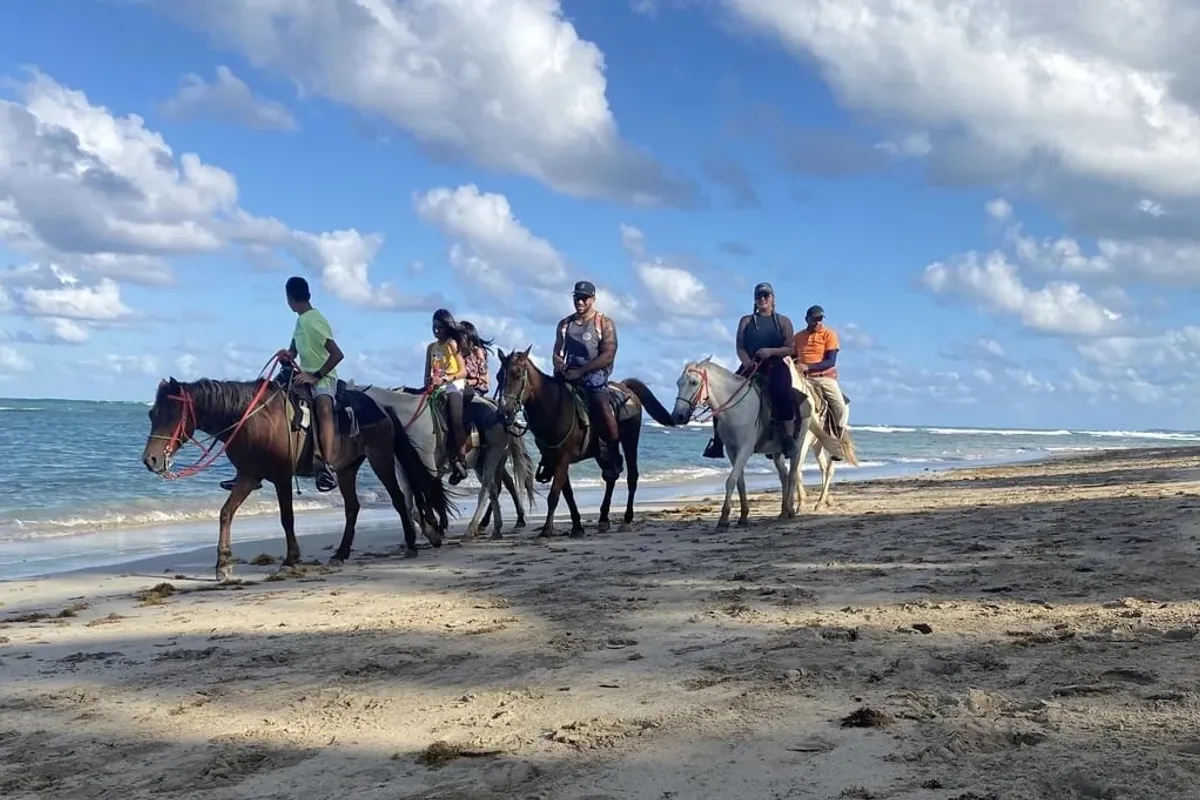 Paseo a caballo desde Puerto Plata
