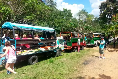 Safari Country en camion depuis Boca Chica et Juan Dolio