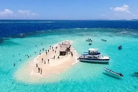 Cayo Arena from Punta Rucia