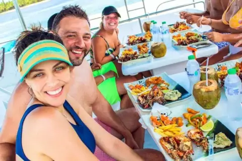 Punta Cana Full Day Adventure: tirolesa, buggies y catamarán