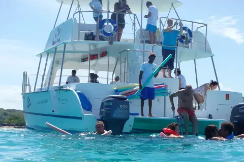 Cayo Arena VIP en catamarán desde Puerto Plata