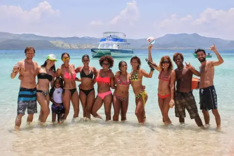 Cayo Arena VIP en catamarán desde Puerto Plata