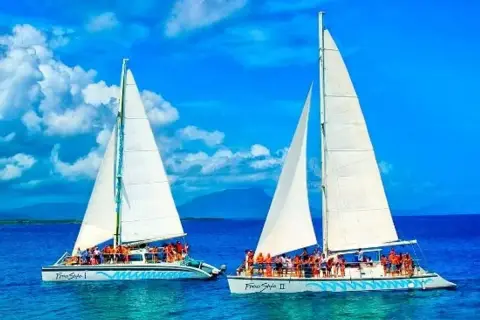 Catamarán con snorkel desde Puerto Plata